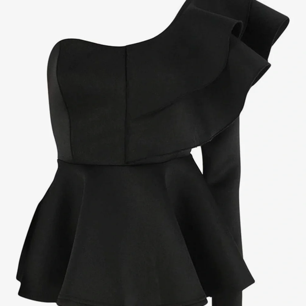 Black One-Shoulder Ruffle Top - Picture 3 of 5